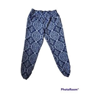 Charlotte Russe Brand Size Large Ruched Bottom Pants Blue & White Bandana Print